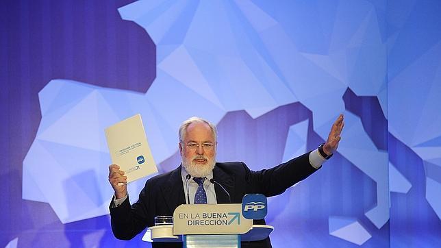 Arias Cañete afirma en Cataluña que «juntos en España y en la UE somos más fuertes»