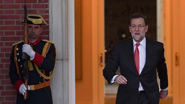 Rajoy pedirá a los grandes empresarios que ayuden a las pymes en el exterior