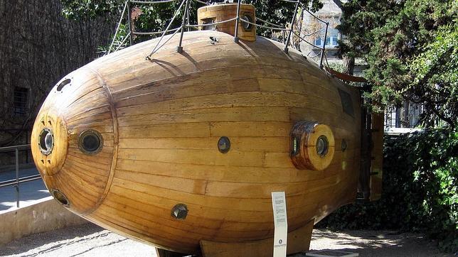 Réplica del submarino Ictineu I, de Narcís Monturiol, en el Museo Marítimo de Barcelona