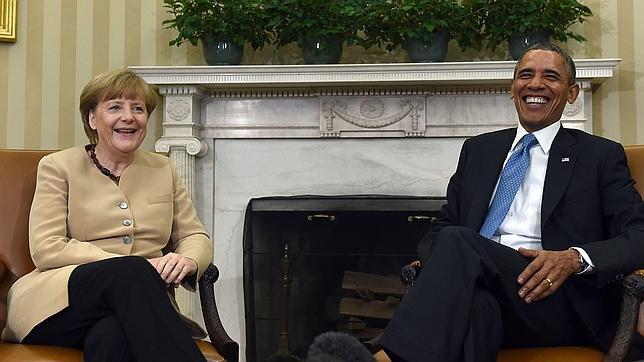Merkel y Obama subrayan su unidad y advierten a Putin de que habrá más sanciones