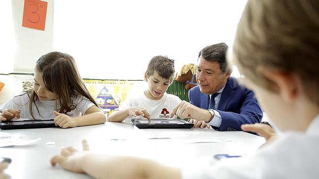 Un millón de euros para los mejores proyectos tecnológicos de centros educativos