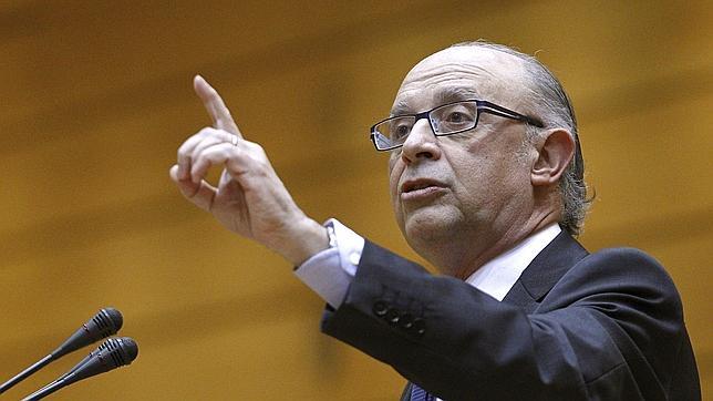 Montoro avanza que 22.000 autónomos y pymes se han acogido al IVA de caja