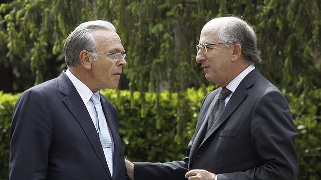 Repsol gana 807 millones de euros en el primer trimestre, un 27,3% más