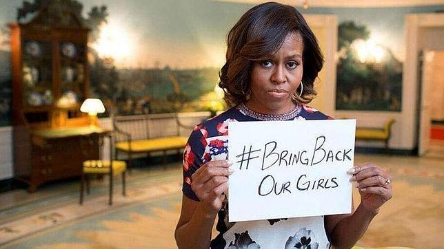 Michelle Obama pide la liberación de las niñas nigerianas secuestradas