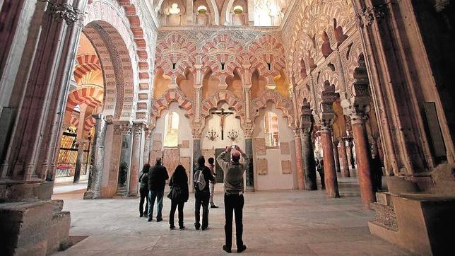 Felipe IV ya reconocía al obispo como «dueño legítimo» de la mezquita-catedral