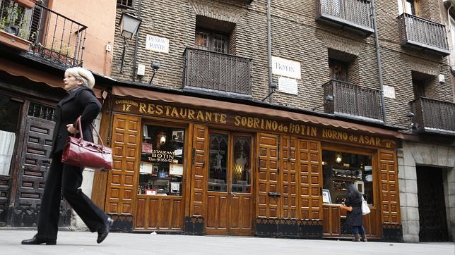 Los comercios con más siglos y secretos de Madrid