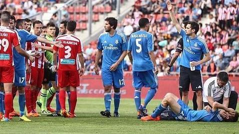 El médico del Castilla, expulsado por salvarle la vida a Llorente