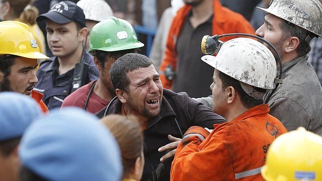 La mina accidentada empleaba a menores y exigía extenuantes jornadas
