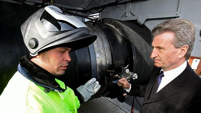 Bruselas tacha de «infundadas» las críticas de Putin a la UE por pasividad en el conflicto del gas