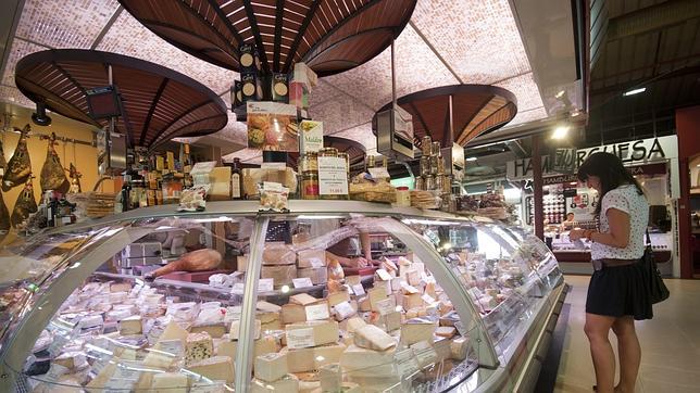 El rincón de los quesos en el Mercado de la Paz