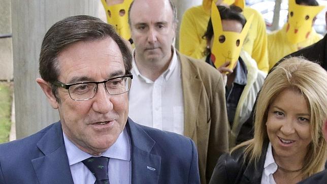 Reyes Leis: «No queremos llegar a tener que usar el plan B de un nuevo gobierno»