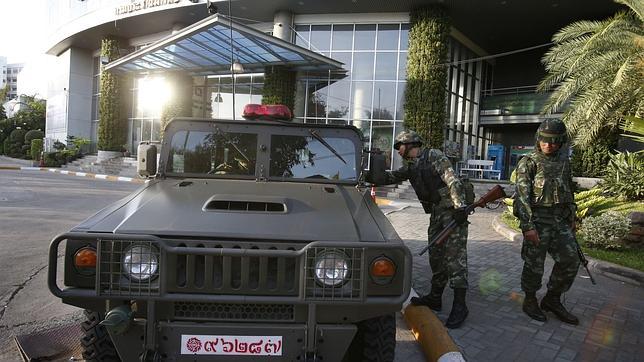 Tailandia declara la ley marcial por la escalada de protestas callejeras