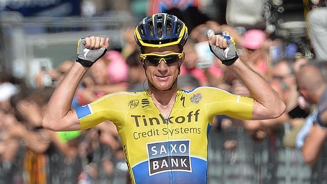 Rogers gana antes de la crono individual