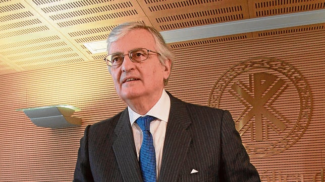 Torres-Dulce asegura que serán «muy activos» a la hora de combatir la apología de crímenes en las redes sociales