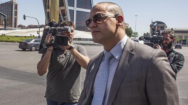 Un terreno rústico de una sociedad avala la fianza de 100.000 euros de Flores