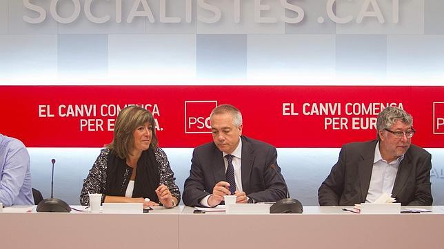 Navarro se siente con «fuerza» para liderar el PSC pese al resultado electoral