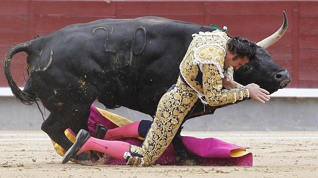 Tarde dramática en Las Ventas: los tres toreros, en la enfermería