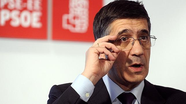 Patxi López ve a Susana Díaz capaz de compatibilizar Andalucía y el liderazgo del PSOE