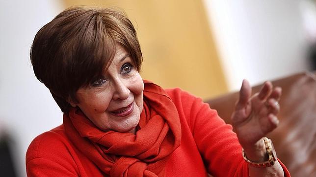 Concha Velasco, un tren en marcha con paradas en el cine, el teatro y la televisión