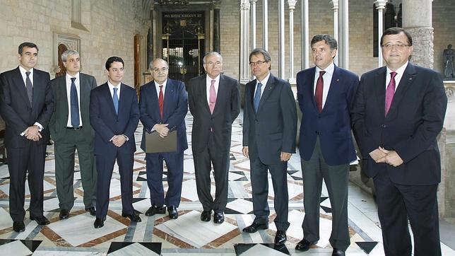 El Parlament mueve ficha por el proyecto BCN World
