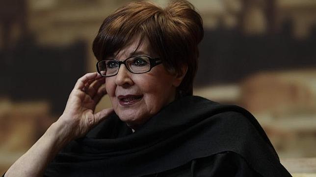 La familia de Concha Velasco está «preocupada pero esperanzada»