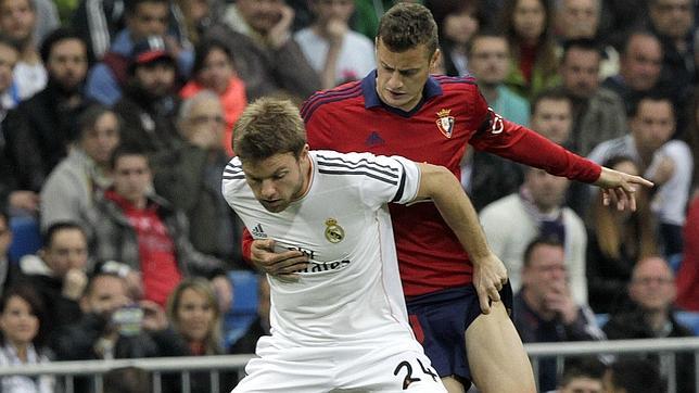 La Real Sociedad desea la cesión de Illarra