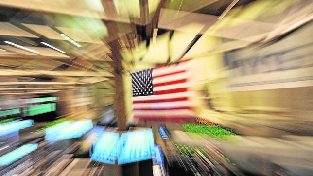 El PIB de Estados Unidos cae en el primer trimestre por primera vez en tres años