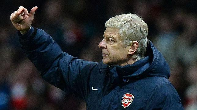 Arsene Wenger renueva como entrenador del Arsenal hasta 2017
