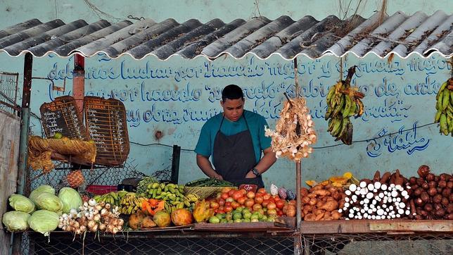 La Cuba «castrista» abre su primer mercado al por mayor