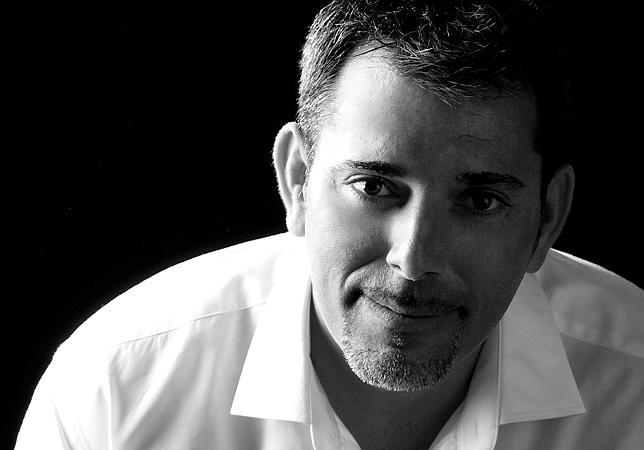 Víctor del Árbol: «El verdadero héroe no es el mito, es el hombre cotidiano»