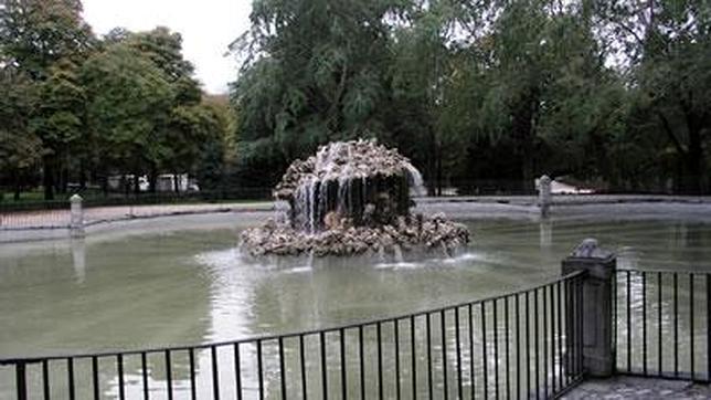La fuente de las campanillas del parque del Retiro, de nuevo en marcha