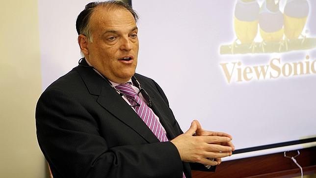 Javier Tebas carga contra el Valencia de Lim: «No me gusta ese modelo de club»