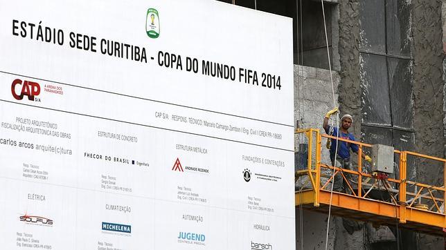 Las obras en el campo de Curitiba