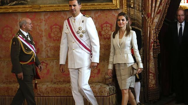 Doña Letizia, muy austera en el Desfile de las Fuerzas Armadas
