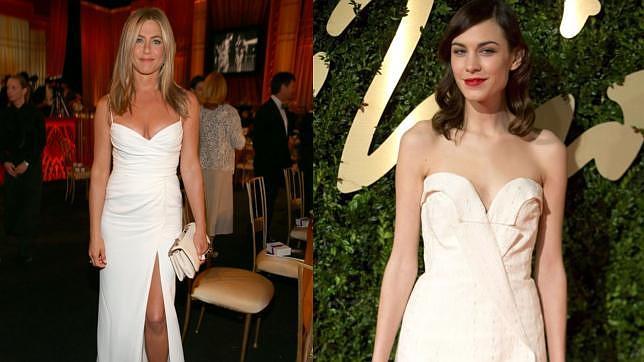 Jennifer Aniston y Alexa Chung con escotes corazón