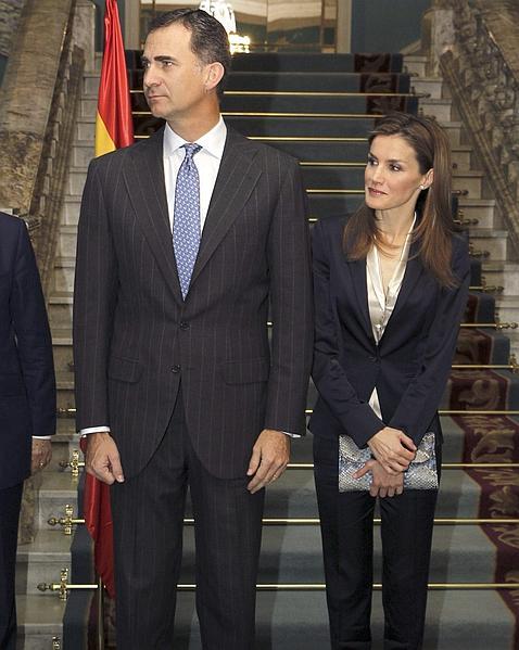 Doña Letizia recicla un Felipe Varela en su primer acto como Reina