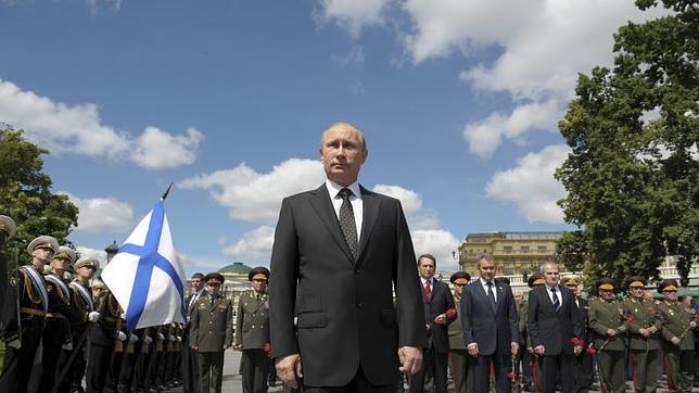 Putin reclama el «cese de todas las acciones militares en Ucrania»