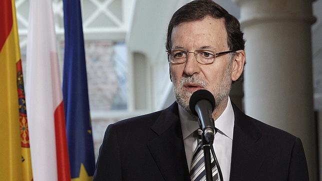Rajoy ve «justo y razonable» que el Rey Don Juan Carlos tenga un aforamiento
