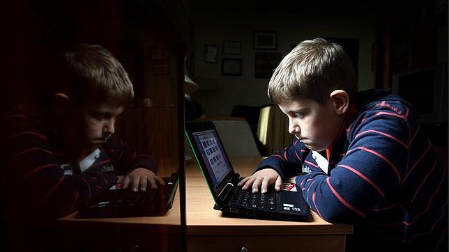 Cómo proteger a tus hijos del pornografía y la violencia en internet