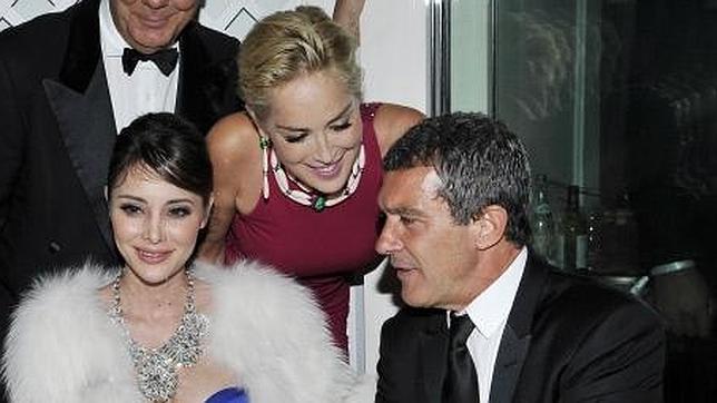 Antonio Banderas y Sharon Stone, romance a la vista
