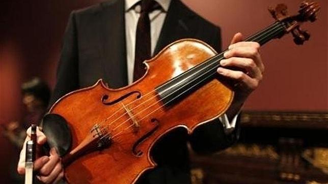 Una viola Stradivarius de 33 millones de euros se queda sin comprador