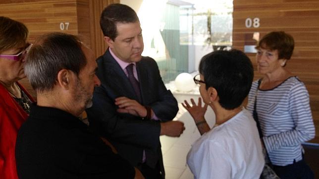 García-Page expresa su pesar por la muerte de Fernando de Giles