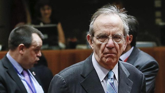 El ministro de Finanzas italiano, Carlo Padoan