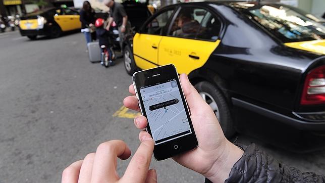 «El consumo colaborativo puede coexistir con la economía tradicional»