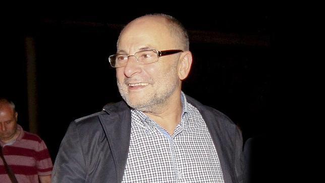 El exalcalde de Orense alega que De Lara es «manifiestamente incompetente»