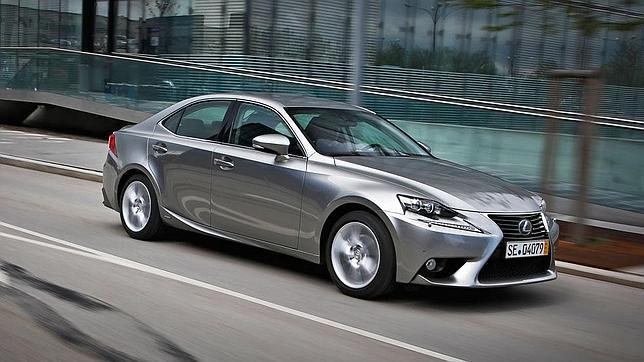 Retoques para el Lexus IS