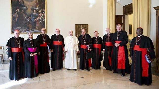 El Papa Francisco se reúne de nuevo este martes con el «G-8 Vaticano»