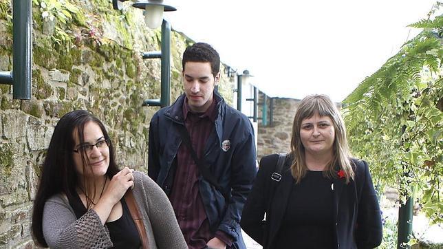 La antigua cúpula de Anova constituye una corriente contra Beiras