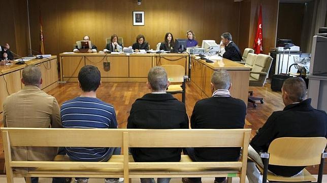 Condenado a un año por asociación ilícita un exmiembro de una banda neonazi