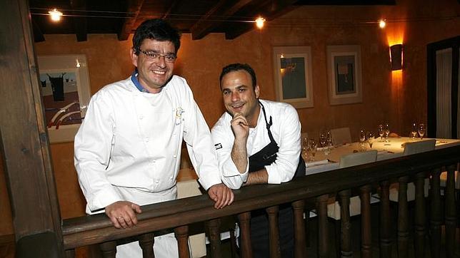 Víctor Sánchez Beato, en primer término, en el resturante